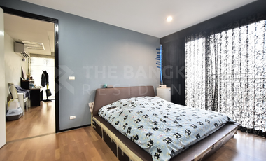 For rent 2 bedrooms condo in Huai Khwang, Bangkok