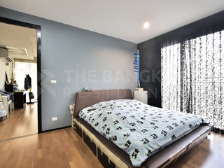 Wohnung zur Miete mit 2 Zimmer in Huai Khwang, Bangkok