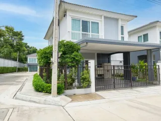 出租 3 卧室 独立屋 在 Bang Lamung, Chon Buri
