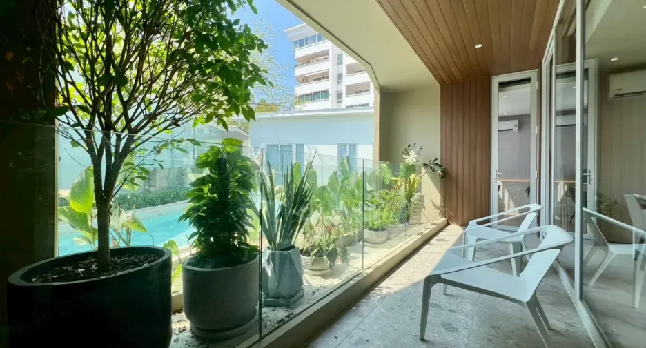 For sale 2 ベッドルーム condo in Bang Lamung, Chonburi