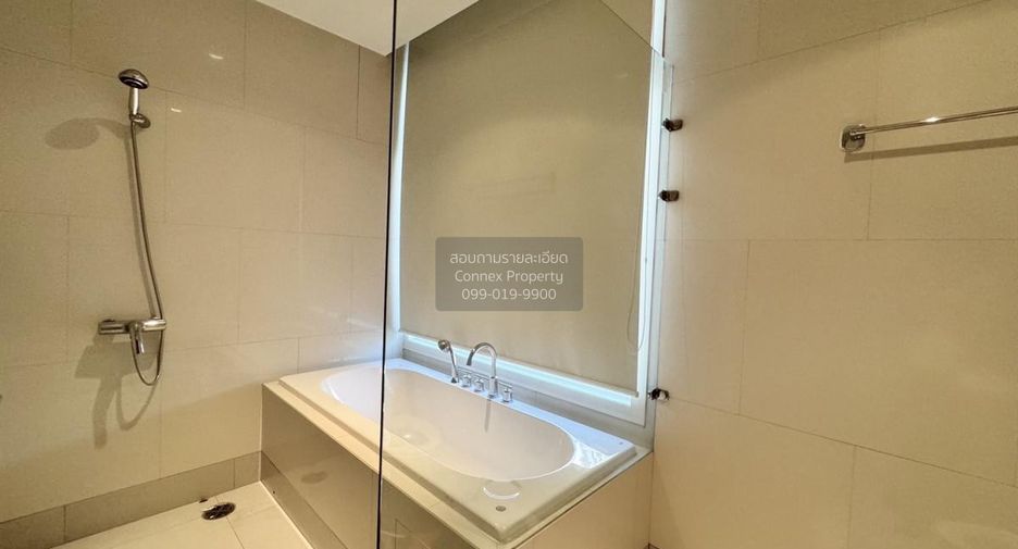 For rent 2 bedrooms condo in Ratchathewi, Bangkok
