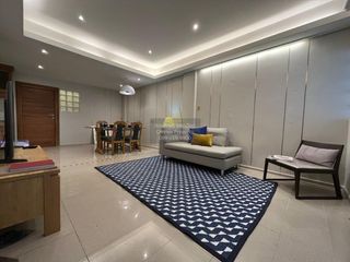 For rent 3 bedrooms townhouse in Bang Na, Bangkok