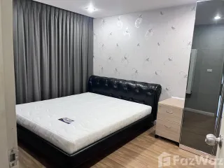 À louer 2 chambres condo à Bang Phlat, Bangkok