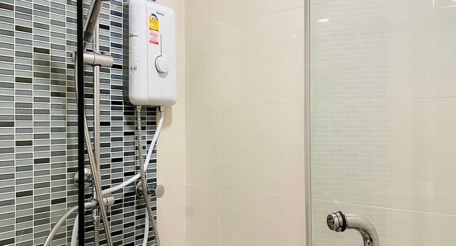 Condo en alquiler de 1 habitaciones en Bang Na, Bangkok