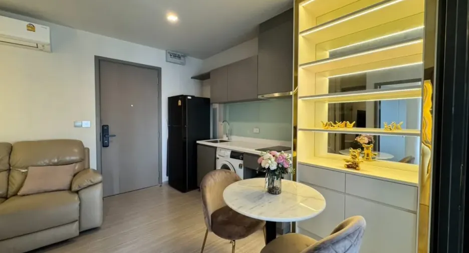 ให้เช่า 2 ห้องนอน คอนโด ใน ห้วยขวาง, กรุงเทพฯ