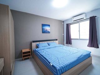 For rent 2 bedrooms condo in Yan Nawa, Bangkok