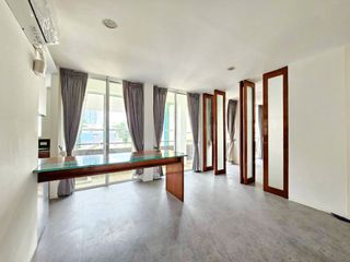 Condo en alquiler de 3 habitaciones en Khlong Toei, Bangkok