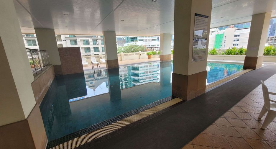 出租 4 卧室 公寓 在 Khlong Toei, 曼谷