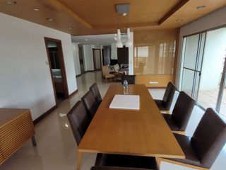 出租 4 卧室 公寓 在 Khlong Toei, 曼谷