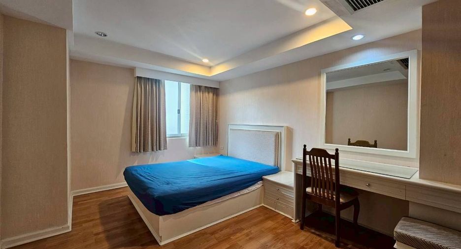 Wohnung zur Miete mit 3 Zimmer in Watthana, Bangkok