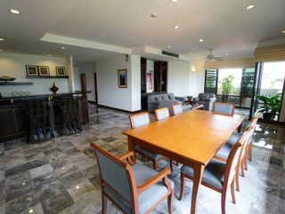 For rent 3 bedrooms condo in Watthana, Bangkok