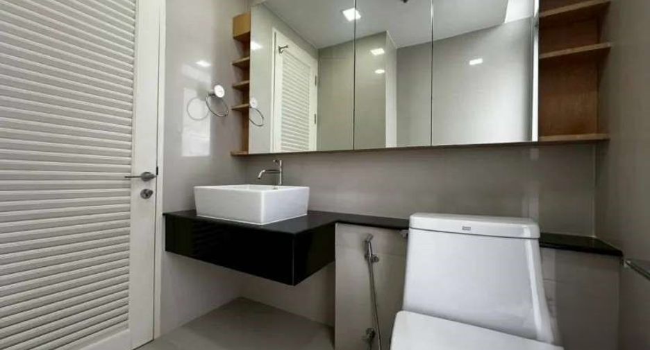 For rent and for sale 3 bedrooms condo in Khlong Toei, Bangkok