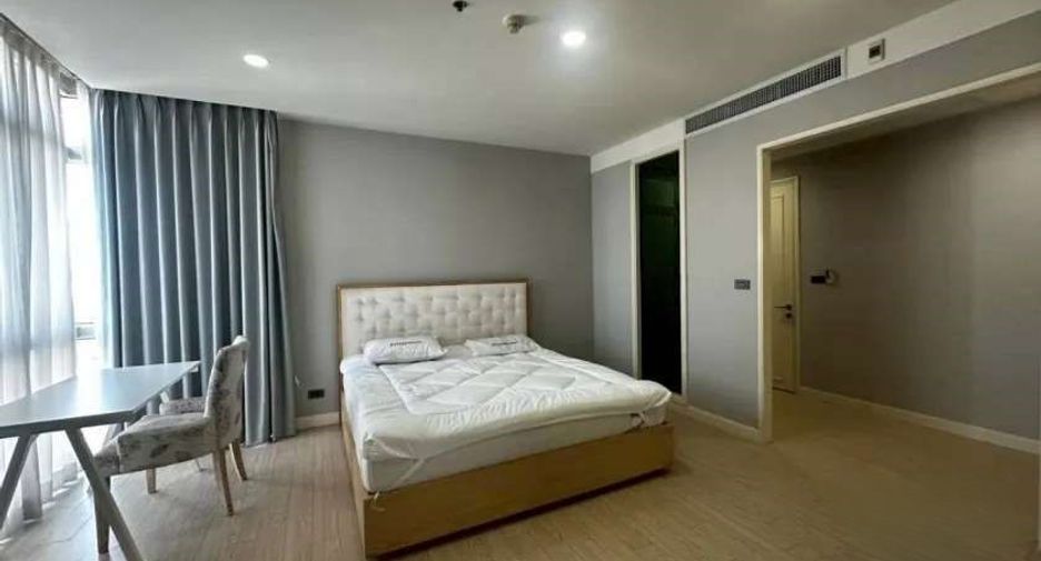 For rent and for sale 3 bedrooms condo in Khlong Toei, Bangkok