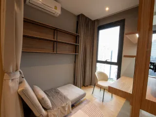 Condo en alquiler de 1 habitaciones en Huai Khwang, Bangkok