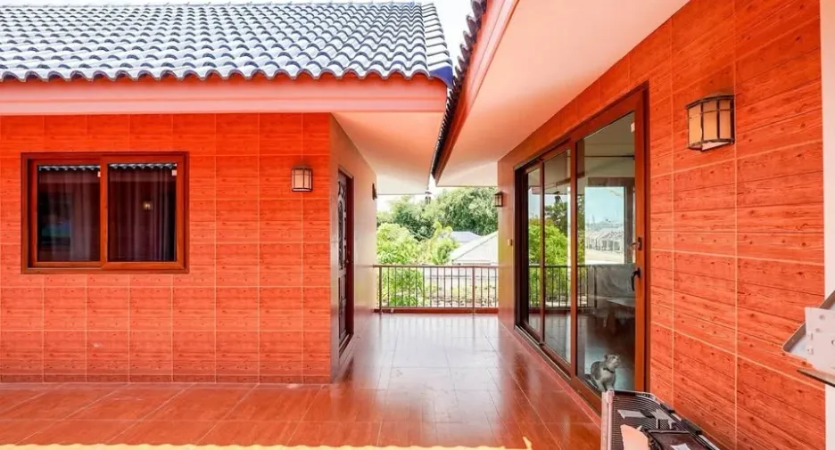 À vendre 3 chambres villa à Huay Yai, Pattaya