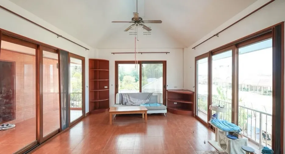 À vendre 3 chambres villa à Huay Yai, Pattaya