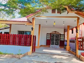 Haus zum Kauf mit 2 Zimmer in Bang Lamung, Chonburi