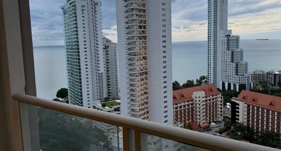 Condo en venta de 1 habitaciones en Bang Lamung, Chonburi