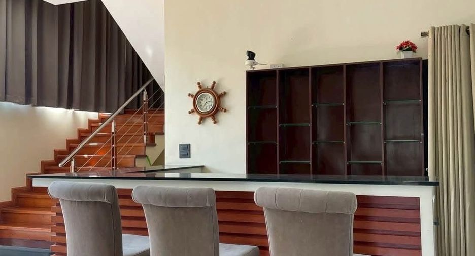 For rent 5 bedrooms house in Bang Lamung, Chonburi