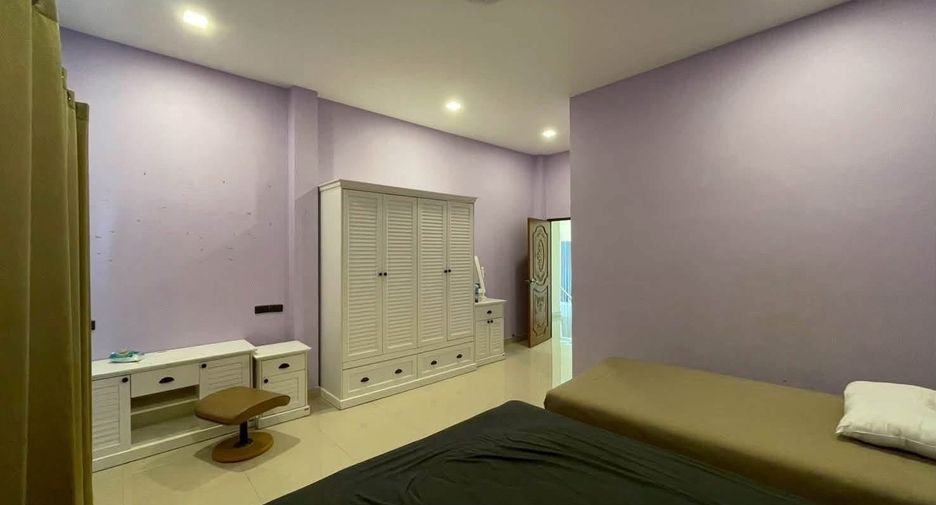 For rent 5 bedrooms house in Bang Lamung, Chonburi