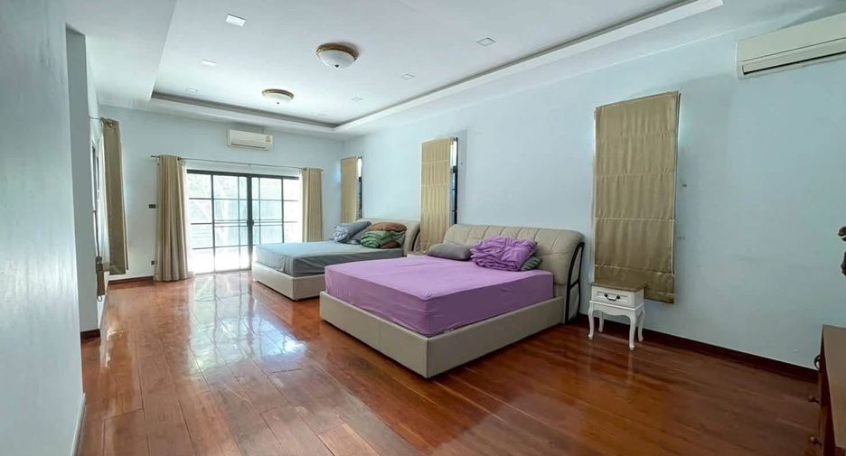 For rent 5 bedrooms house in Bang Lamung, Chonburi
