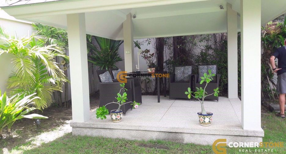 Casa en alquiler y en venta de 3 habitaciones en Bang Lamung, Chonburi