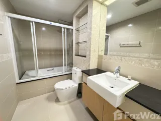 Продажа 2 спальни кондо в Кхлонг Тоеи, Бангкок