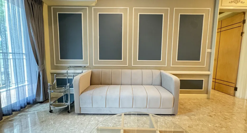 For sale 2 ベッドルーム condo in Khlong Toei, Bangkok