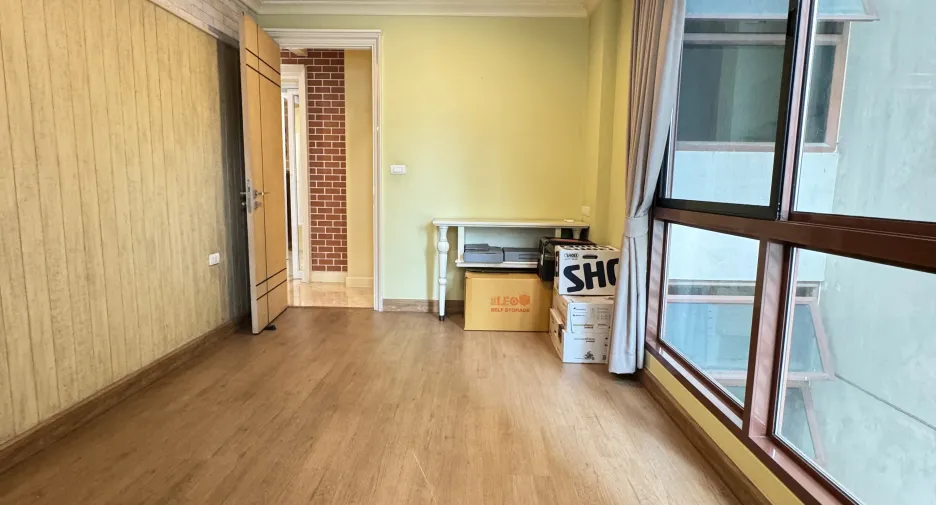 For sale 2 ベッドルーム condo in Khlong Toei, Bangkok