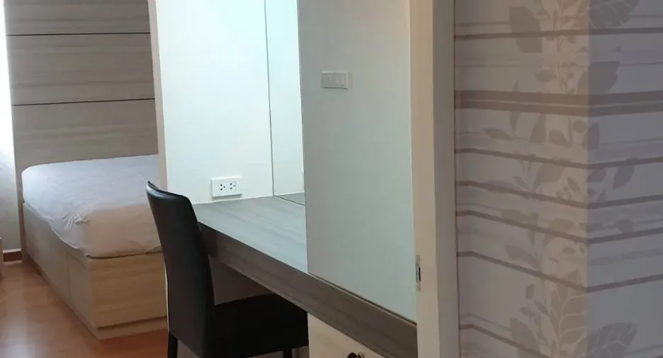Condo en venta de 2 habitaciones en Huai Khwang, Bangkok