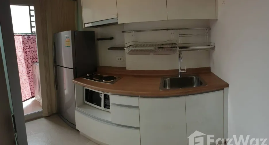 Condo en venta de 2 habitaciones en Huai Khwang, Bangkok