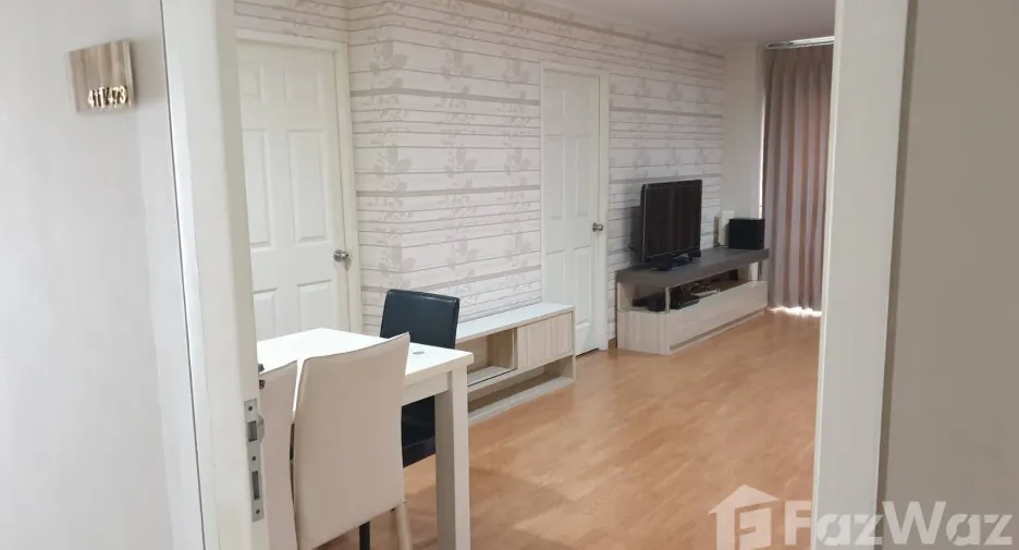 For sale 2 bedrooms condo in Huai Khwang, Bangkok