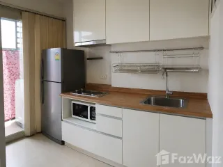 Condo en venta de 2 habitaciones en Huai Khwang, Bangkok