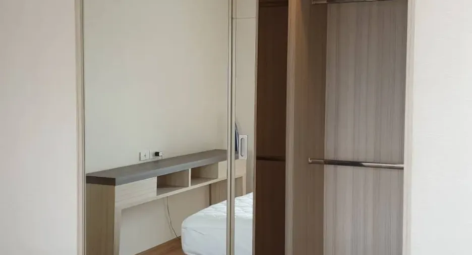 Condo en venta de 2 habitaciones en Huai Khwang, Bangkok