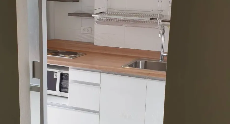 Condo en venta de 2 habitaciones en Huai Khwang, Bangkok