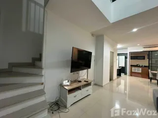 For rent 3 ベッドルーム townhouse in Bang Phli, Samut Prakan