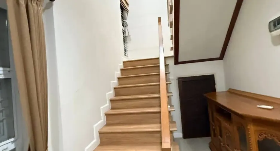 Casa en alquiler de 3 habitaciones en Mueang Khon Kaen, Khon Kaen
