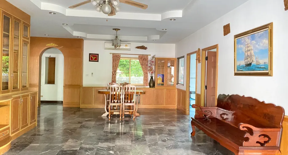 Casa en alquiler de 3 habitaciones en Mueang Khon Kaen, Khon Kaen