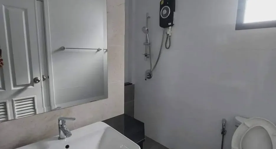 Casa en alquiler de 4 habitaciones en Mueang Khon Kaen, Khon Kaen