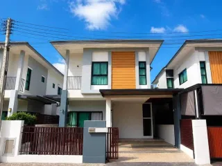 Casa en alquiler de 4 habitaciones en Mueang Khon Kaen, Khon Kaen