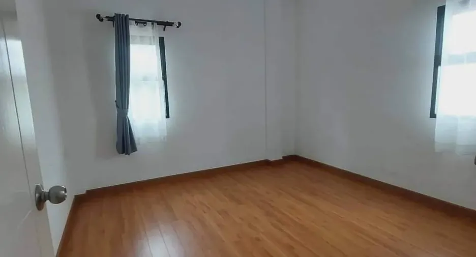 Casa en alquiler de 4 habitaciones en Mueang Khon Kaen, Khon Kaen