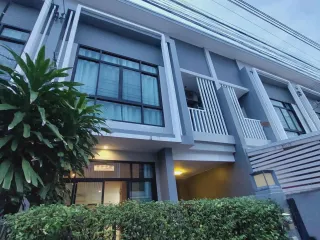 Casa en alquiler de 3 habitaciones en Mueang Khon Kaen, Khon Kaen