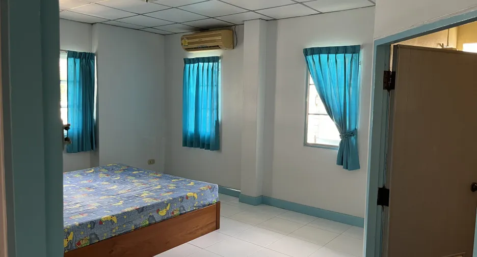 Casa en alquiler de 3 habitaciones en Mueang Chiang Rai, Chiang Rai