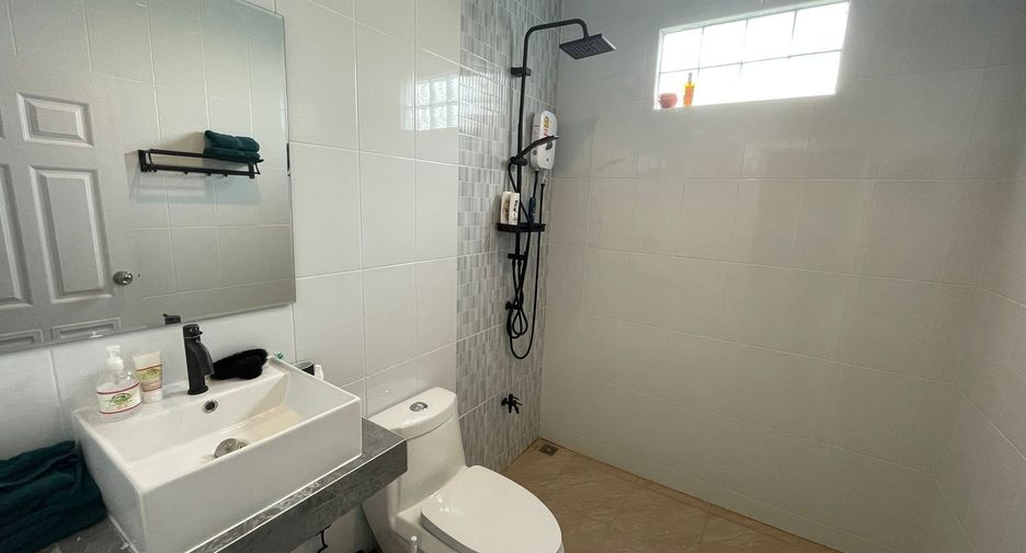 For sale and for rent 4 bedrooms house in Mueang Phuket, Phuket