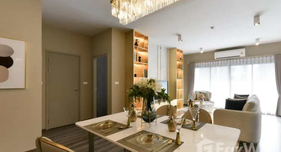 Condo en venta de 2 habitaciones en Huai Khwang, Bangkok