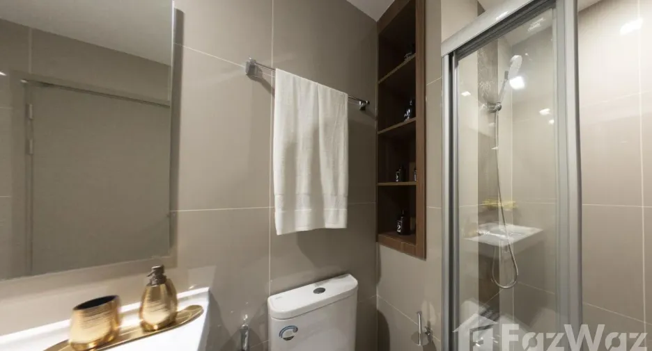 Condo en venta de 2 habitaciones en Huai Khwang, Bangkok