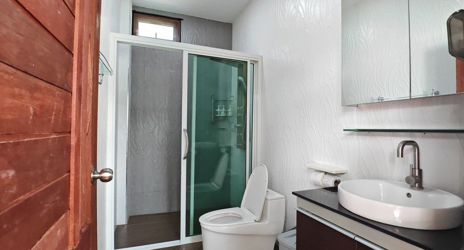 For sale and for rent 3 bedrooms villa in Bang Lamung, Chonburi