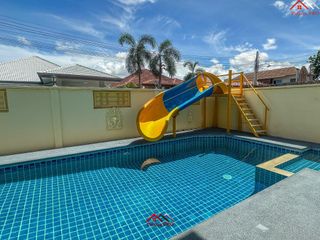 出售 4 卧室 独立屋 在 Bang Lamung, Chon Buri