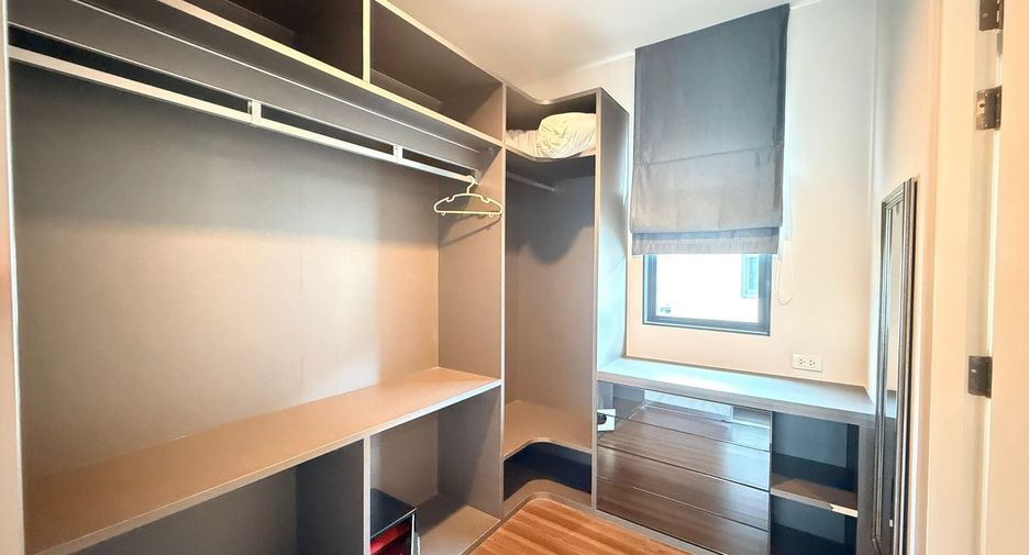 À vendre et à louer 3 chambres maison à Mueang Phuket, Phuket