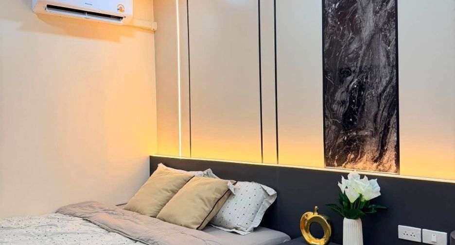For sale 3 bedrooms townhouse in Bang Lamung, Chonburi